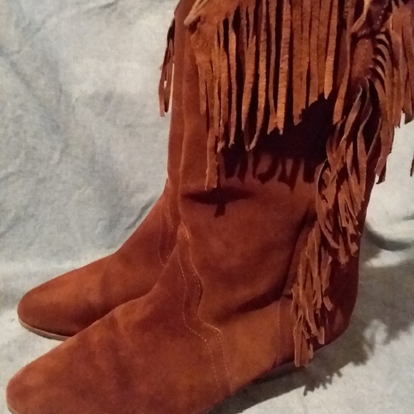 Leather Craft mid-calf boots - Picture 3 of 7